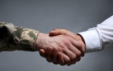 В Украине стремительно растет количество вакансий с бронированием: где ищут работников и какие зарплаты предлагают