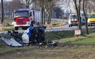 Лоб в лоб на рождественской трассе: трагедия в Польше