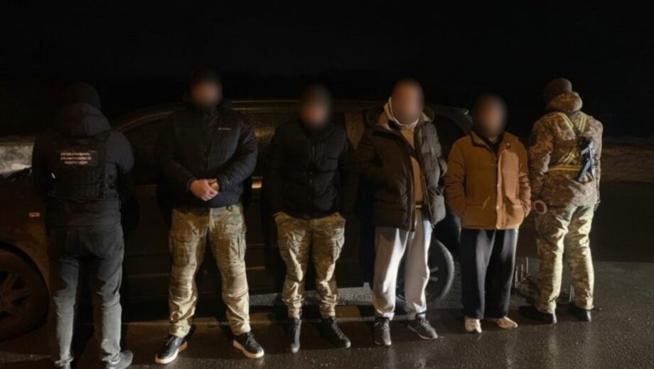 Прикордонники на Буковині зірвали незаконну схему втечі до Молдови: переправлення коштувало до $10 тисяч