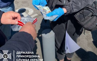 2000 долларов за побег: в Одесской области задержали мужчину, который пытался подкупить пограничника