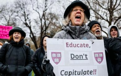 Трамп заморозил более $2 млрд для Гарварда из-за отказа выполнить требования Белого дома