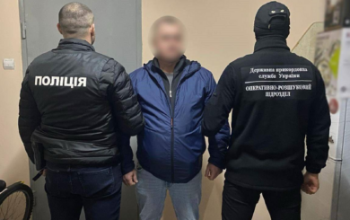 Ціна ”путівки” – $10 000: киянин організував схему виїзду чоловіків за кордон