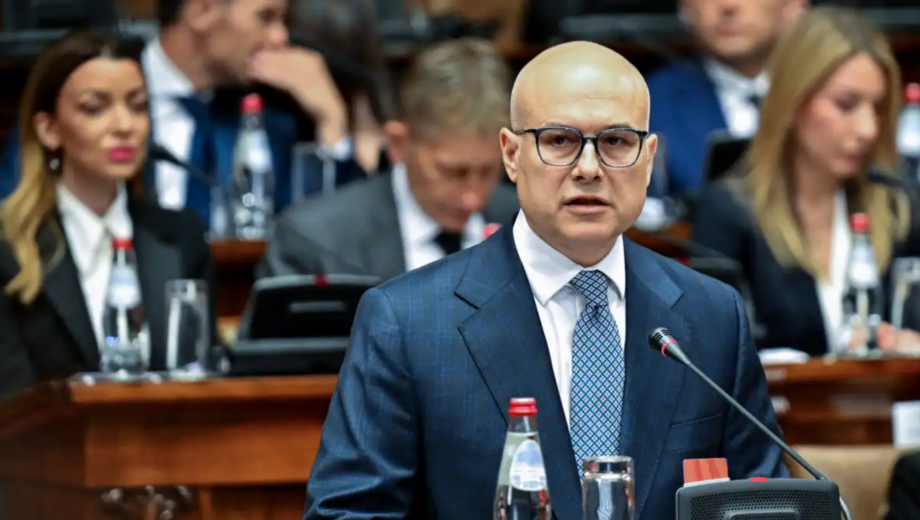”Я не хочу перешкоджати”: премʼєр-міністр Сербії Вучевич про продаж боєприпасів третім країнам
