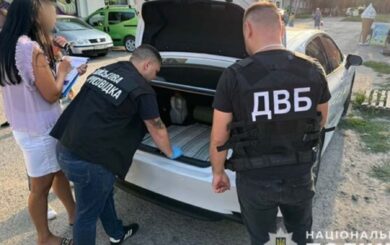 У Тернополі затримали чоловіка, який обіцяв вирішити ”питання” з ВЛК