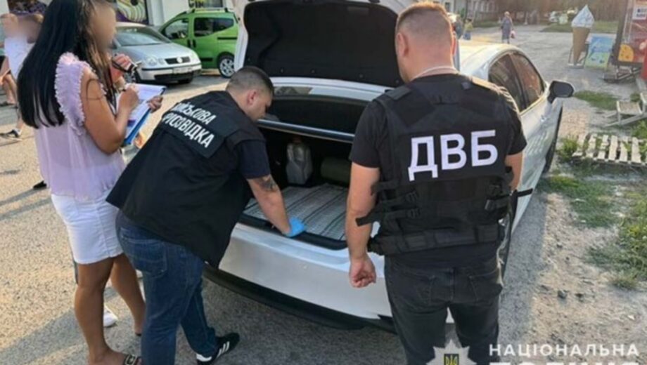 У Тернополі затримали чоловіка, який обіцяв вирішити ”питання” з ВЛК