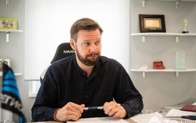 Как живет руководитель закарпатского БЭБ: земля, дома и внедорожники