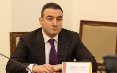 Схема ”двірників” на Tesla в Одесі: з ЖЕКів вивели 15 млн грн – слід до Корольова