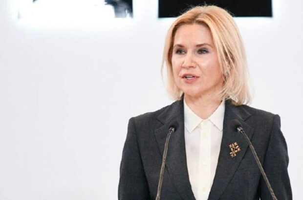 Конституция не позволяет отменить защиту русского языка во время войны