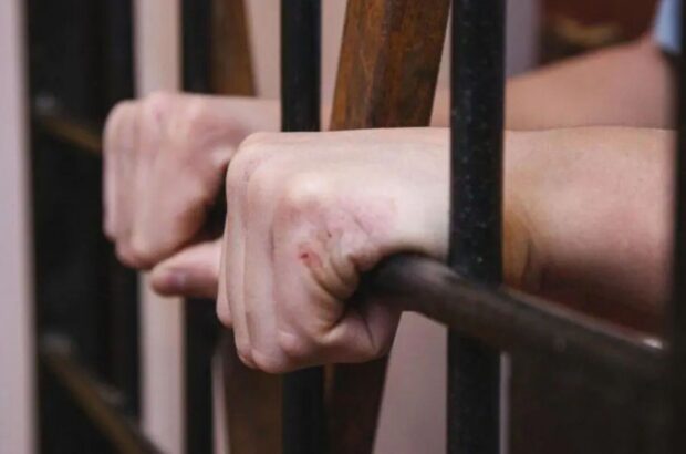 Правоохранитель и родственники под подозрением: САП подала иск более чем на 2,8 млн грн