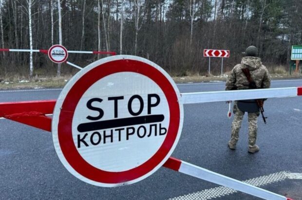 В Ровенской области двое водителей проигнорировали приказы пограничников: дела переданы в суд