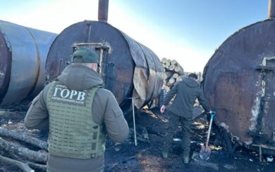 В Ровенской области разоблачили незаконный обжиг древесного угля: обнаружено 6 печей и сотни мешков продукции