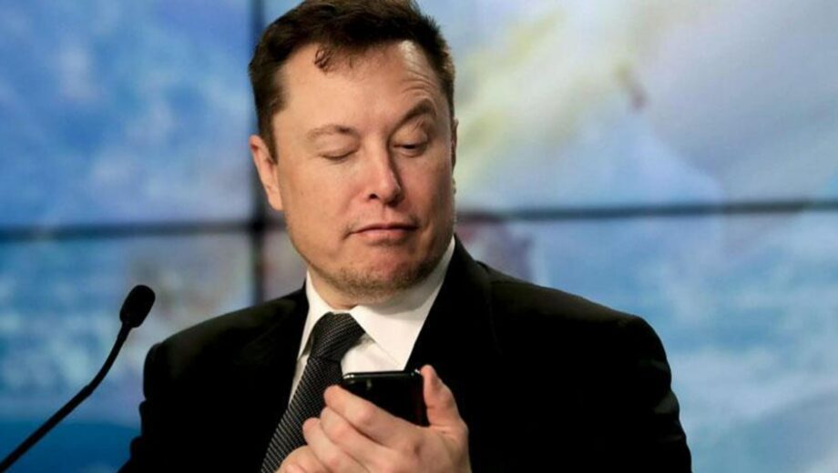 Маск назвал »изменником» сенатора США Келли после его заявления о поддержке Украины