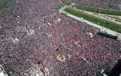 Безпрецедентні протести в Туреччині: мільйони вимагають змін