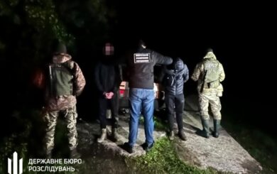Прикордонника на Закарпатті засудили за переправлення ухилянтів до Словаччини