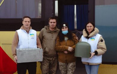 Эвакуации, спасающие жизнь: фонд »Надежда», Валерий Дубиль и Вита Присяжнюк поддерживают миссию »Параволан»