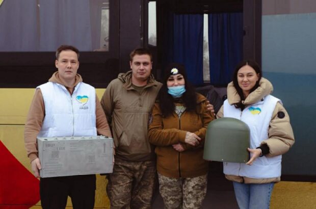 Евакуації, що рятують життя: фонд ”Надія”, Валерій Дубіль і Віта Присяжнюк підтримують місію ”Параволан”