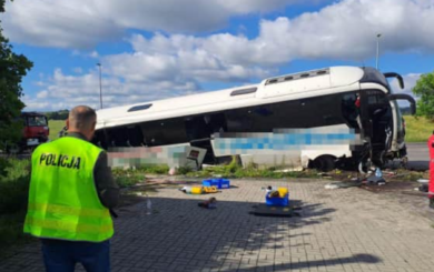 В Польше автобус с украинцами слетел в кювет: пострадали 14 человек