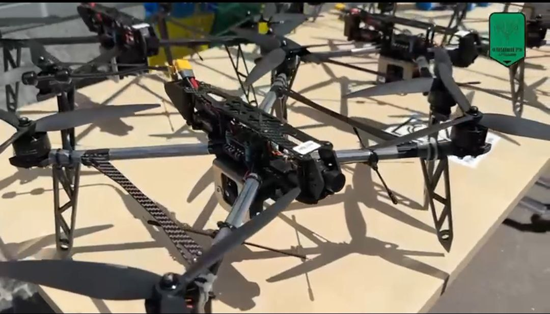 БФ ''Батальон Волонтер'' и ''Стальной фронт'' передали 20 FPV-дронов для 3-й танковой бригады