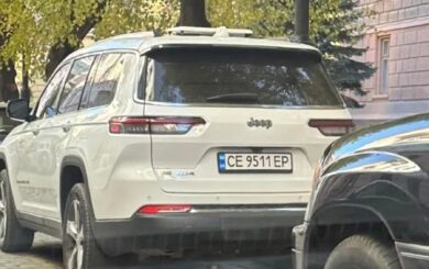 Буковинські посадовці нібито ”віджали” джипи ЗСУ – журналісти From-UA