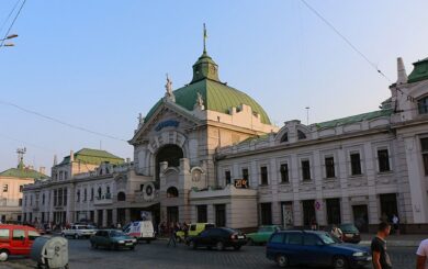 Незаконное задержание в Черновцах: мужчину содержали 8 часов
