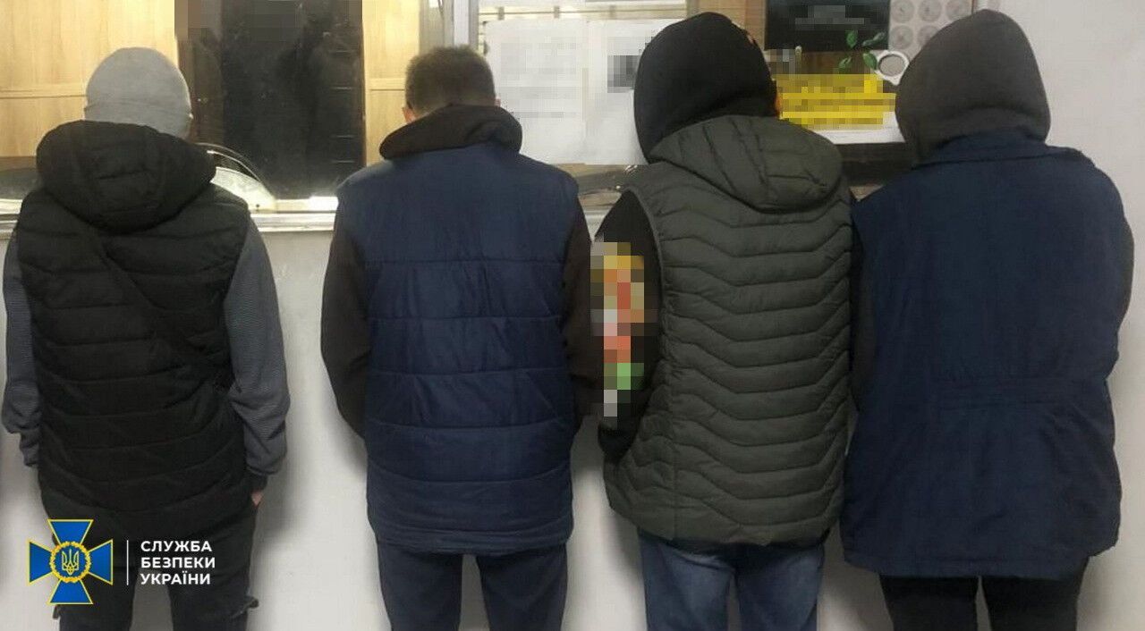 СБУ задержала группу поджигателей железной дороги и админпостроек