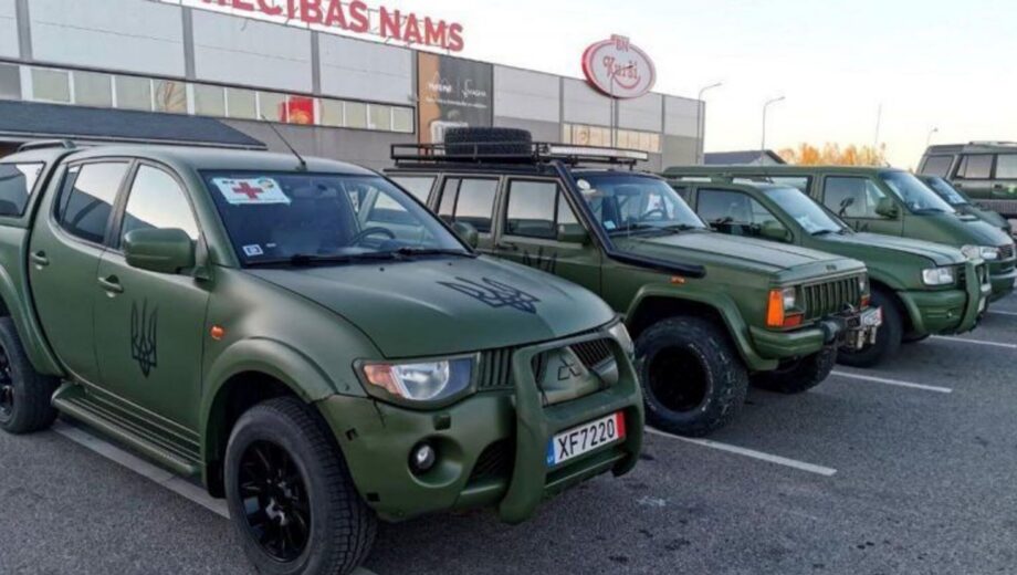 Уряд України спростив реєстрацію волонтерських авто для військових