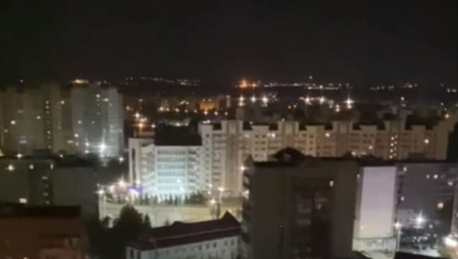 Взрывы на авиабазе »Энгельс» в россии: пожар после ночной атаки