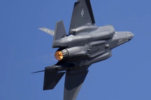Аварія F-35 на базі ВПС США: пілот вижив після катапультування