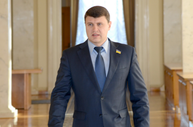 Нардеп Ивченко заявил, что детей уклонистов должны лишить права на образование: Шуляк и Арахамия опровергли его заявление