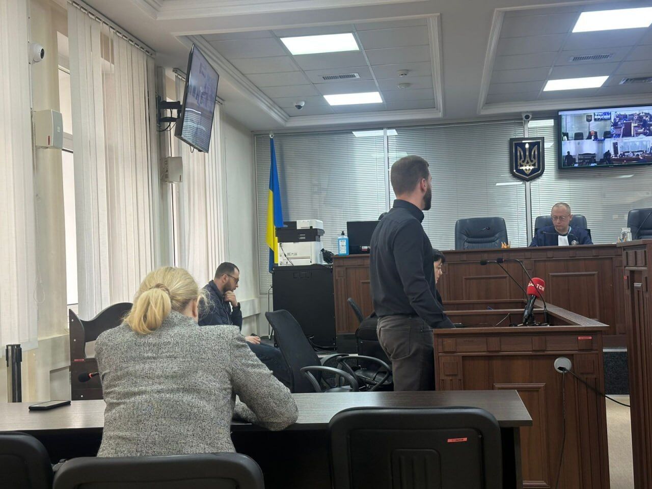 Тимошенко присутня у залі суду