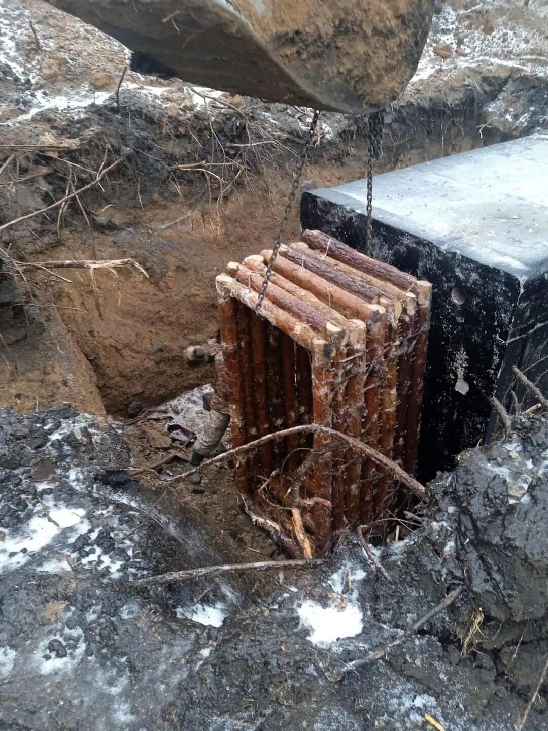 ''Українська правда'': правоохоронці розслідують мільярдні розкрадання на будівництві фортифікацій – деталі