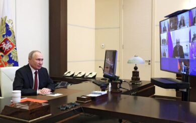 Три кабинета без окон: как кремль прячет президента и влияет на решение