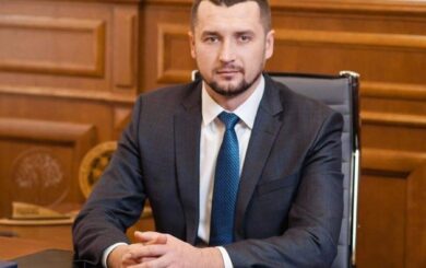 Сэкономил 4 млн или скрыл: Болоховец задекларировал »бесплатное проживание» в элитном ЖК Киева
