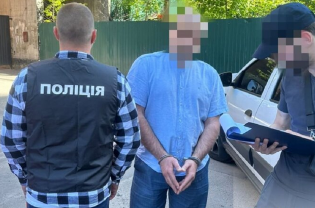 $8,5 тысячи за аренду причала: главу ГП »Администрация речных портов» задержали на взятке