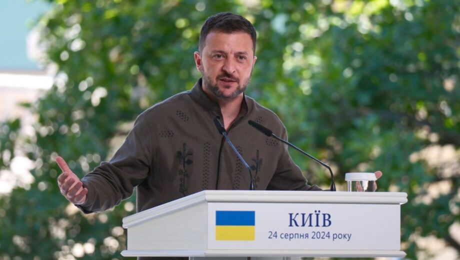 Зеленский призвал партнеров ускорить поставки ПВО после массированных атак россии