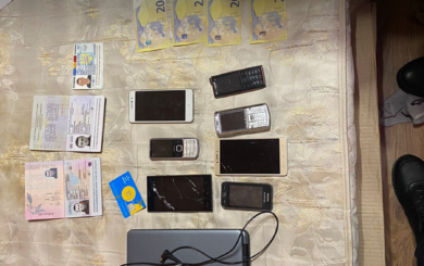 У Чернівецькій області двоє фальшивомонетників збували підробну валюту на АЗС та в обмінниках