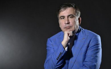 Экслидер Грузии Михеил Саакашвили после лечения в »Вивамед» вернули в тюрьму