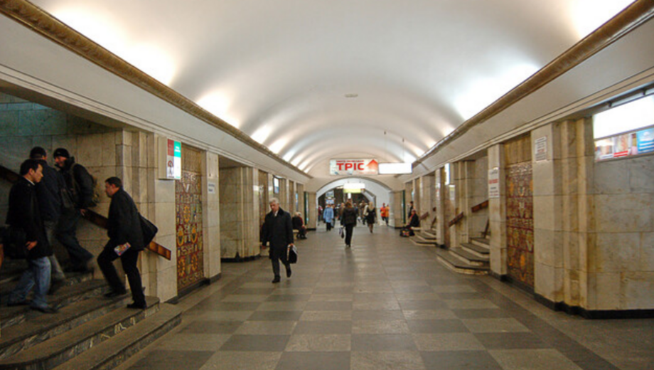 В Киеве откроют выход из метро »Хрещатик» на Городецкого