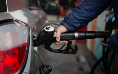 Бензин за 60 грн: чому дорожчає автопаливо і що відбувається на нафтовому ринку України