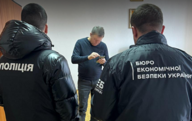 Директор вишу НАПНУ та гендиректор підприємства заволоділи 2,4 млн грн з бюджету, – БЕБ