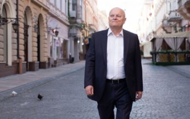 Умер многолетний мэр Черновцов Николай Федорук