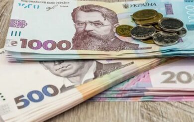 Почему в Украине задерживают социальные выплаты в 2026 году: объяснение