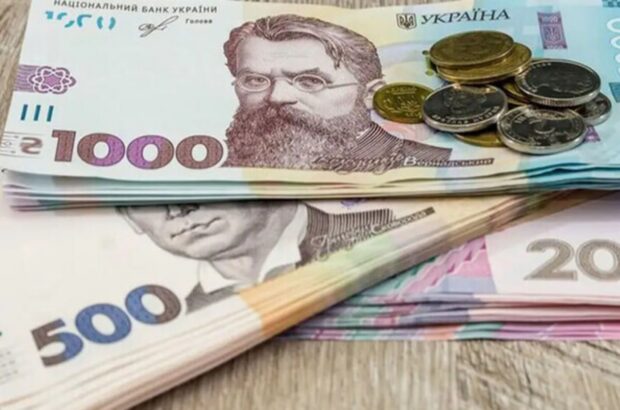 Почему в Украине задерживают социальные выплаты в 2026 году: объяснение