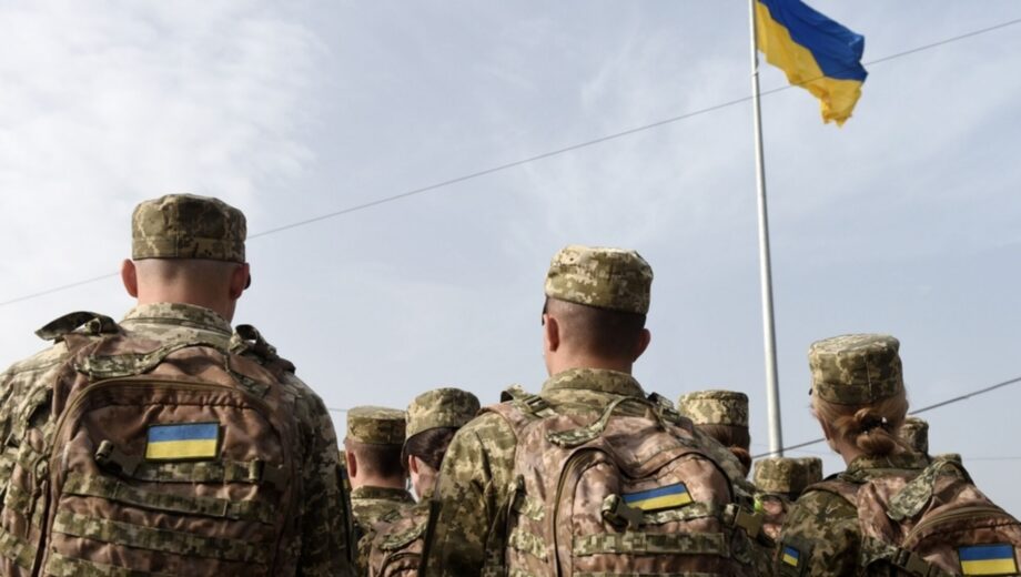 Подласа: после 1 ноября денег на зарплаты военным может не хватить