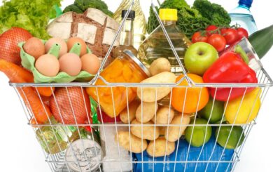 В Украине подорожала продуктовая корзина: какие товары выросли в цене больше всего