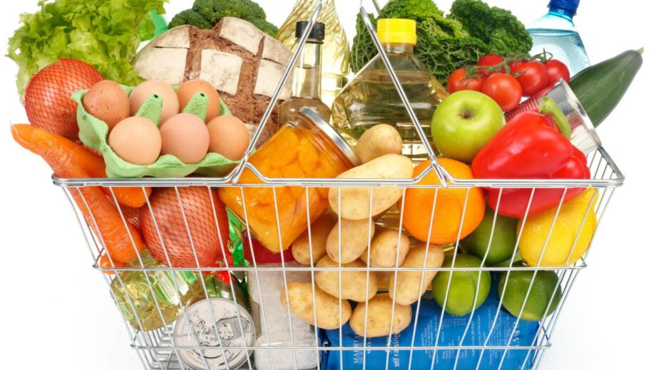 В Украине подорожала продуктовая корзина: какие товары выросли в цене больше всего