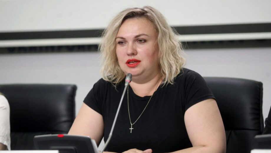 Алкоголь – не повод для увольнения: чиновница по туризму КГГА вернулась в Киевсовет
