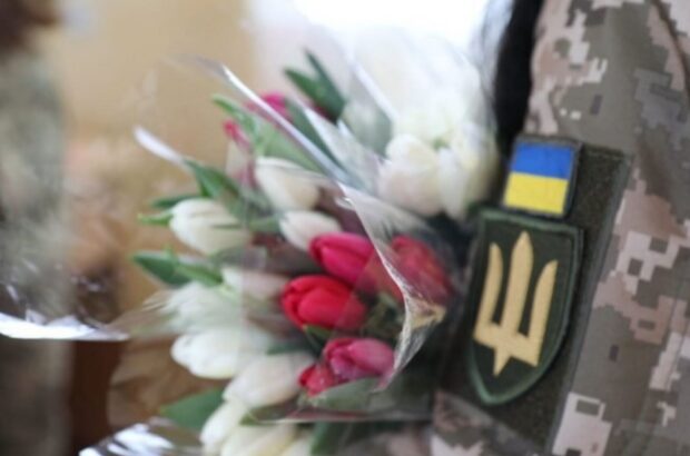 Київська працівниця РАЦСу ”одружилася” зі зниклим воїном і заробила на цьому 1 млн грн