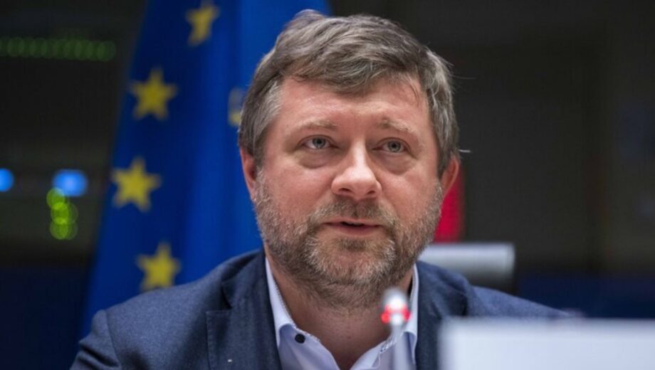 У »Слуги народа» новый глава: что известно об Александре Корниенко