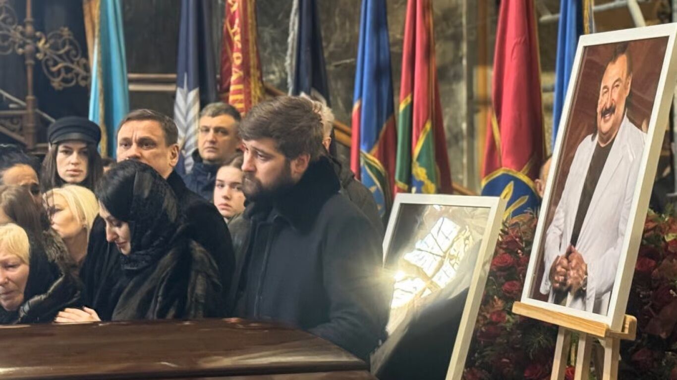 Во Львове проходит прощание со Степаном Гигой – похоронят на одном из полей Лычаковского кладбища